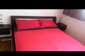 3Br - Sleeps6 - 15min Central London and Gatwick